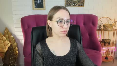 Snapshot of aphexqueen chatting on January 15, 2025, 9:24 am APHEX QUEEN online show from January 15, 2025, 9:24 am