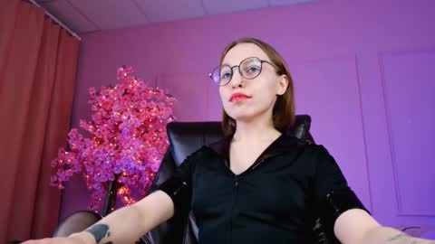 Snapshot of aphexqueen chatting on January 19, 2025, 7:15 pm APHEX QUEEN online show from January 19, 2025, 7:15 pm