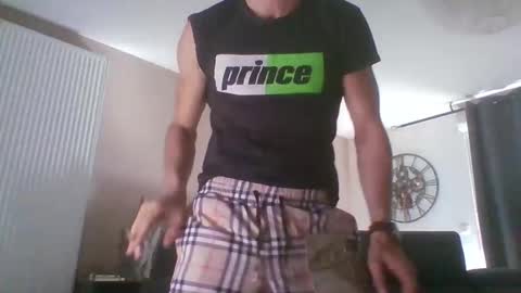 apollonfitx_69 online show from October 2, 2025, 1:18 pm