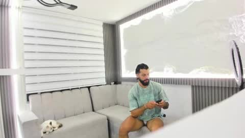 APOLO online show from March 4, 2025, 2:38 am