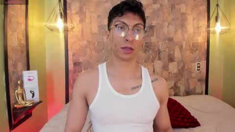 Snapshot of apolo_crus chatting on April 17, 2026, 4:15 am apolo_crus online show from April 17, 2026, 4:15 am