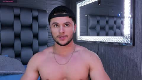 Apolo online show from February 16, 2025, 9:48 am