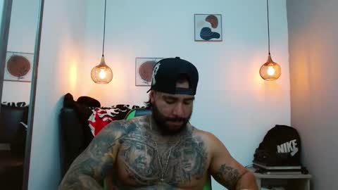 Apolo online show from April 21, 2026, 1:53 am