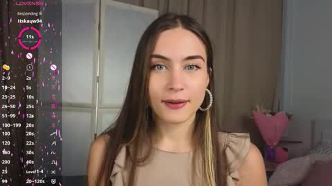 Vicki online show from September 9, 2025, 9:09 am