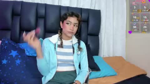 Snapshot of applehot_lr chatting on June 20, 2026, 1:25 pm sofi y kevin online show from June 20, 2026, 1:25 pm
