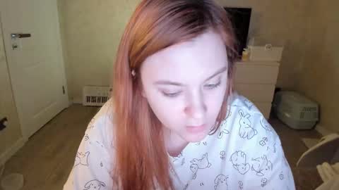 appleyummybuns online show from March 8, 2026, 2:04 am