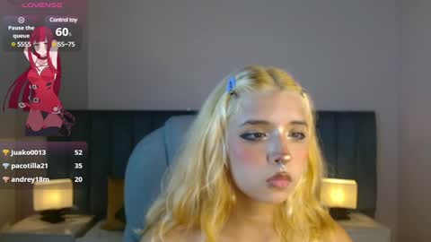 Snapshot of april__bunny chatting on January 12, 2025, 1:11 am April Bunny online show from January 12, 2025, 1:11 am