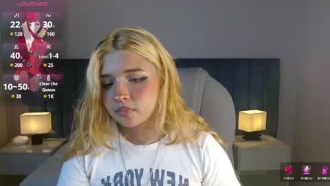 Snapshot of april__bunny chatting on January 23, 2025, 8:56 pm April Bunny online show from January 23, 2025, 8:56 pm