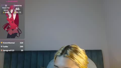 Snapshot of april__bunny chatting on February 14, 2025, 11:20 pm April Bunny online show from February 14, 2025, 11:20 pm