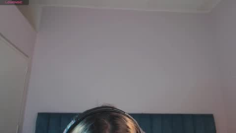 Snapshot of april__bunny chatting on October 20, 2025, 9:15 pm April Bunny online show from October 20, 2025, 9:15 pm