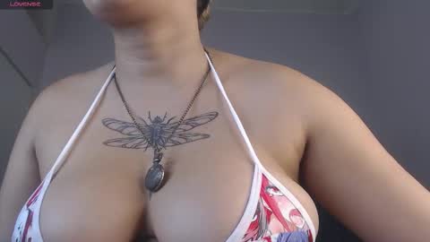 Snapshot of april__bunny chatting on October 22, 2025, 8:52 pm April Bunny online show from October 22, 2025, 8:52 pm