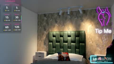  April  online show from November 13, 2025, 12:15 pm