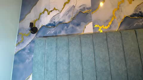 April online show from April 15, 2026, 7:58 pm