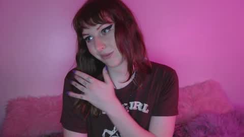 april_kitty online show from May 18, 2026, 5:02 am