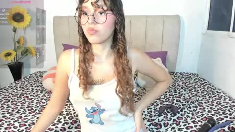 Snapshot of april_obssesion chatting on April 10, 2026, 4:23 pm April online show from April 10, 2026, 4:23 pm