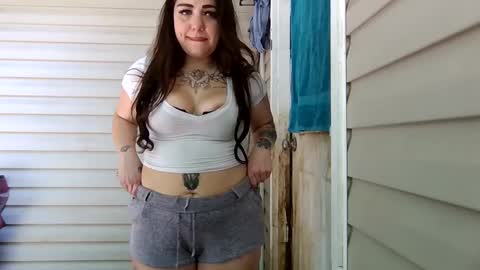 Snapshot of aprilanna chatting on September 17, 2025, 5:03 pm AnnaApril420 online show from September 17, 2025, 5:03 pm