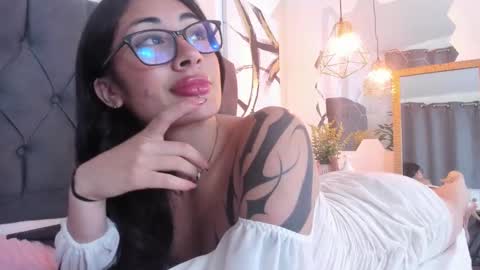 Cris online show from March 8, 2025, 12:09 pm