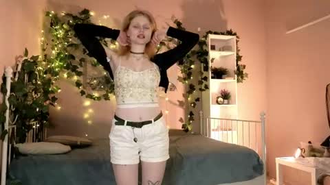 Hazy online show from April 19, 2026, 8:44 pm