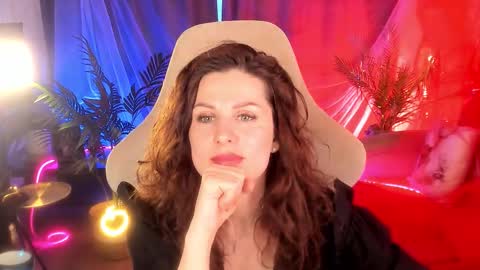 aprill_o_nill online show from March 16, 2026, 2:43 pm