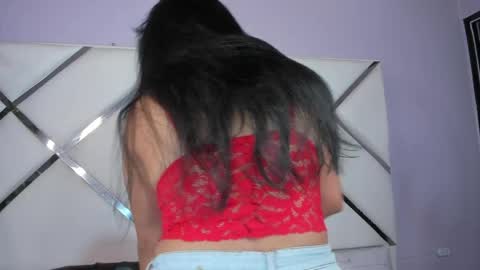 Snapshot of aprilmiiller chatting on May 10, 2026, 1:49 pm aprilmiiller online show from May 10, 2026, 1:49 pm