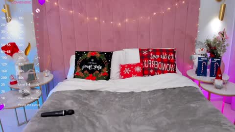 Snapshot of aprilwon chatting on December 28, 2024, 12:24 pm April online show from December 28, 2024, 12:24 pm