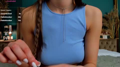 Snapshot of aprilwon chatting on March 12, 2025, 12:26 pm April online show from March 12, 2025, 12:26 pm