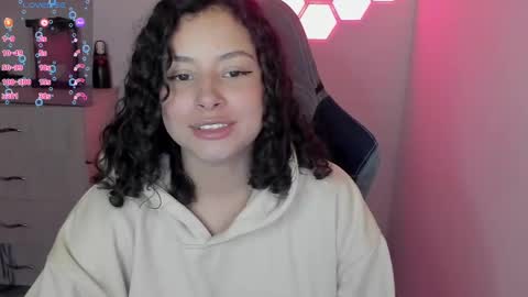 aqua emilly online show from February 27, 2025, 3:14 am