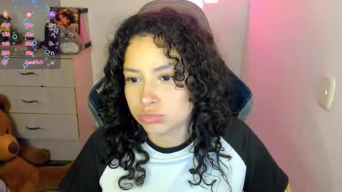 aqua emilly online show from February 28, 2026, 10:44 pm