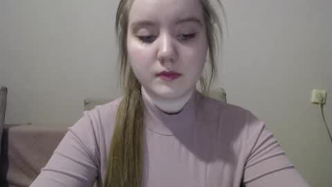 Snapshot of aquanarmin chatting on January 8, 2025, 9:53 am Josefin online show from January 8, 2025, 9:53 am