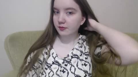 Josefin online show from November 7, 2025, 2:11 am