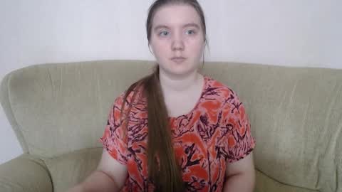 Josefin online show from March 16, 2026, 5:13 am