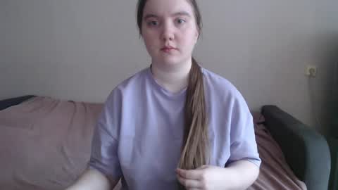 Josefin online show from April 6, 2026, 5:08 am