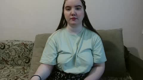 Snapshot of aquanarmin chatting on May 23, 2026, 6:29 am Josefin online show from May 23, 2026, 6:29 am