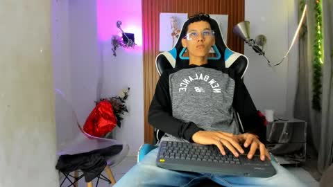 Snapshot of aquarius_xxx chatting on October 20, 2025, 11:21 am aquarius_xxx online show from October 20, 2025, 11:21 am