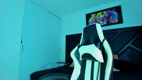 AquilesElpapi online show from November 14, 2025, 9:35 pm