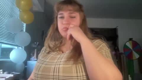 BustyPrincessLeila online show from February 24, 2026, 4:16 pm