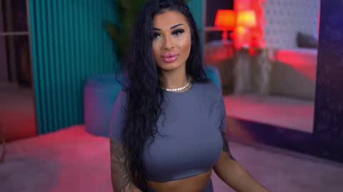 arabellaposh online show from November 23, 2025, 5:51 am