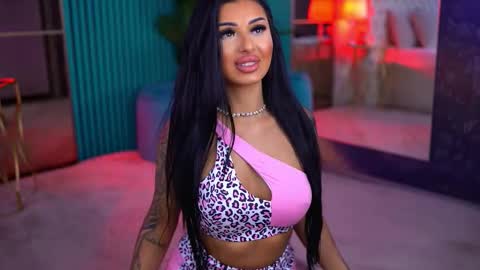 arabellaposh online show from January 16, 2026, 6:06 am