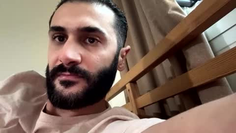 Snapshot of arabhairy90 chatting on December 3, 2024, 1:10 pm hairycub online show from December 3, 2024, 1:10 pm