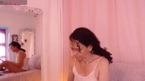Snapshot of arabiel chatting on February 1, 2025, 9:08 pm Nadia Cyel online show from February 1, 2025, 9:08 pm