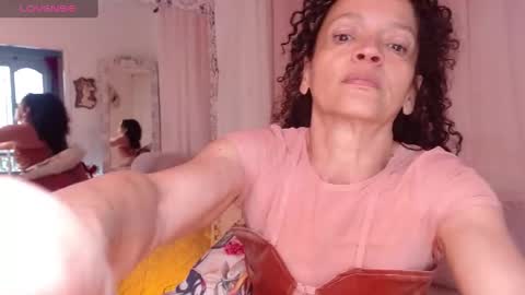Snapshot of arabiel chatting on February 16, 2025, 8:44 pm Nadia Cyel online show from February 16, 2025, 8:44 pm