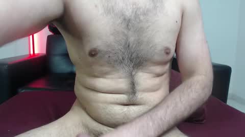 Snapshot of araboys chatting on October 5, 2025, 7:28 am Youssef Alkhoury online show from October 5, 2025, 7:28 am