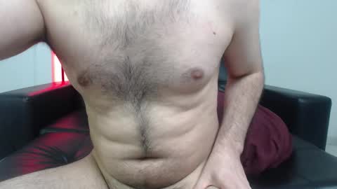 Snapshot of araboys chatting on October 22, 2025, 8:47 am Youssef Alkhoury online show from October 22, 2025, 8:47 am