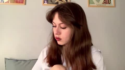 Snapshot of arabunyan chatting on July 10, 2026, 7:23 am Emi online show from July 10, 2026, 7:23 am