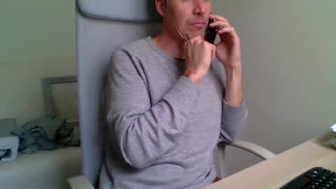 aragon9999 online show from October 28, 2025, 9:57 am