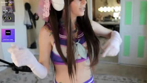 Snapshot of archancel chatting on October 23, 2025, 3:11 pm Archancel online show from October 23, 2025, 3:11 pm