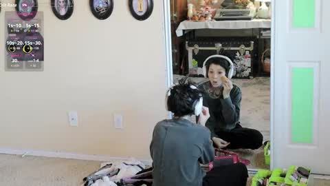 Snapshot of archancel chatting on October 31, 2025, 3:24 pm Archancel online show from October 31, 2025, 3:24 pm