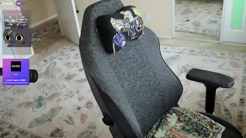 Snapshot of archancel chatting on November 13, 2025, 4:17 pm Archancel online show from November 13, 2025, 4:17 pm