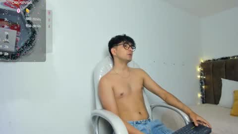 Archie online show from December 15, 2025, 7:29 pm