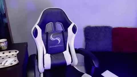 Ardat lili69 online show from December 4, 2024, 3:32 pm